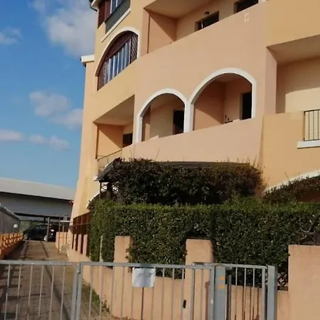 Apartment House *