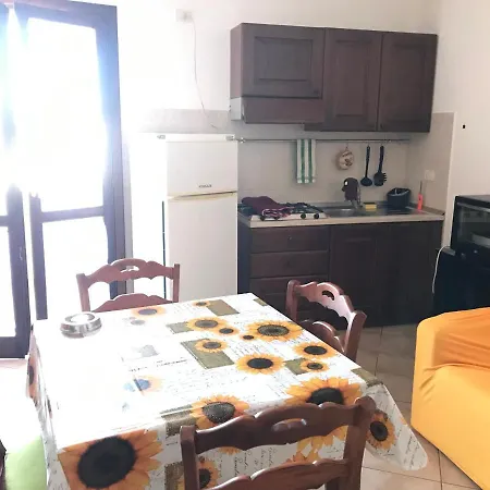 House Apartment *