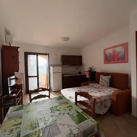 Διαμέρισμα House